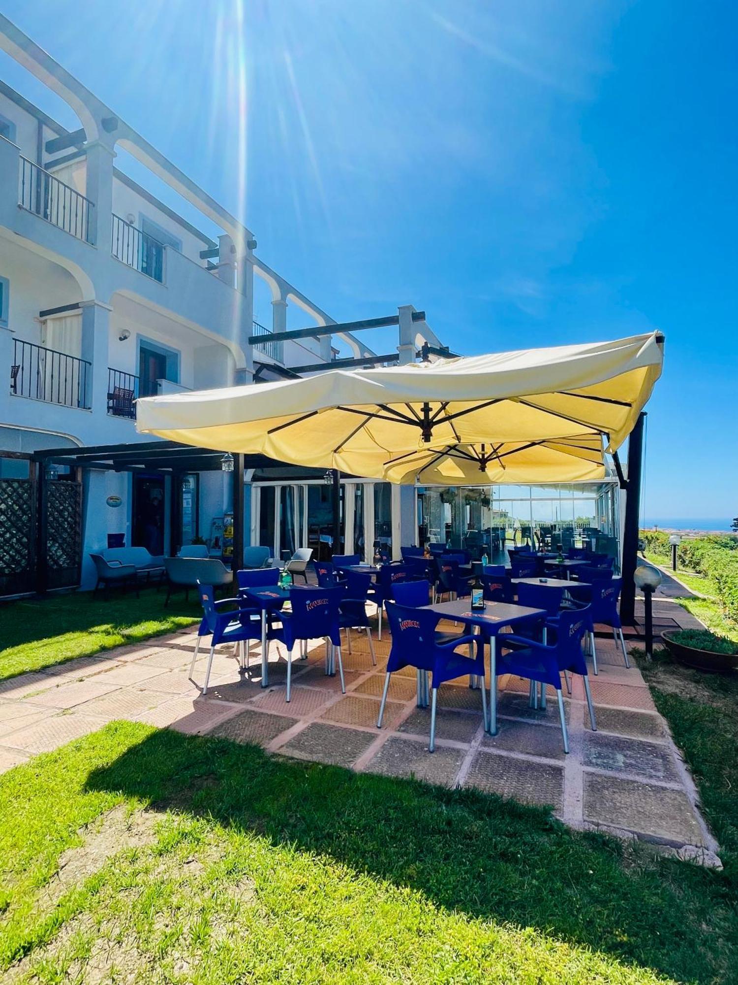 Abbaidda Hotel Valledoria  Exterior photo